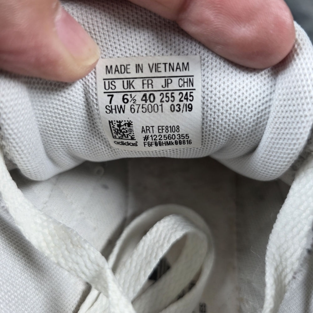 Adidas Tresc Run White With Gum Sole. Mens Size 7 - Picture 9 of 9